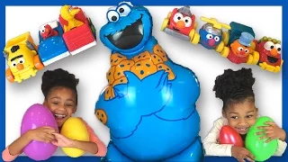 Giant Cookie Monster Surprise Egg -Sesame Street and Elmo Toys -Naiah & Elli