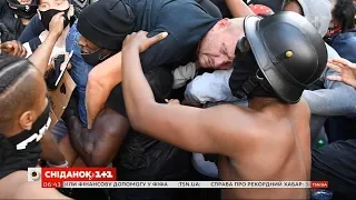 Зламати расові бар'єри: темношкірий протестувальник врятував білого під час протестів у Лондоні