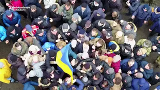 Drone Footage Shows Saakashvili Supporters Freeing Him From Van After Arrest