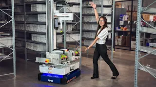 Demo of AI-powered warehouse robots for automated order picking | Brightpick