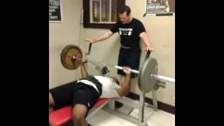 Nate 225 bench press for 29 reps (NFL Combine style)