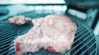 Sunday Steak - 2 inches steak Reverse Sear on Kamado Joe Classic 3