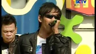 Dadali - Disaat Aku Mencintaimu,Live Performed di Inbox (09/10) Courtesy SCTV