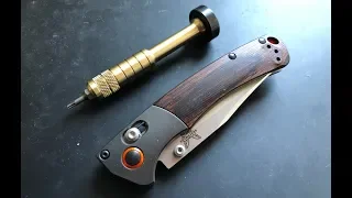 How to disassemble and maintain the Benchmade Mini Crooked River Pocketknife