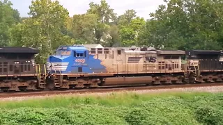 NS 204 with NS 4000 trailing in Charlottesville Virginia
