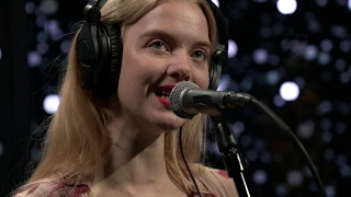 Dream Wife - Somebody (Live on KEXP)