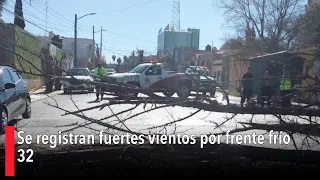 Se registran fuertes vientos por frente frío 32