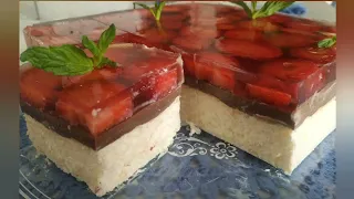 Kəsmikli çiyələk deserti // Нежный творожно клубничный десерт