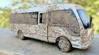 Washing Dirty Miniature Toyota Coaster Luxury Die-cast Model Bus Satisfying - Restoration Dirty Bus