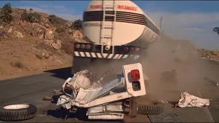 The Biggest and best movie explosions: Licence to Kill (1989 1080p) TRuck explosions