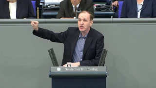 Bundestag: AfD-Mann Curio wirft GroKo „Terroristen-Nachwuchsförderung“ vor