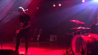 Highly suspect - Round And Round (Live In Baltimore)