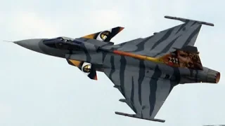 4Kᵁᴴᴰ Czech Air Force Saab JAS 39C Gripen Flying Display @ NATO DAYS 2018