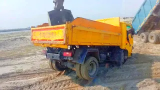 Tata 1618 4 × 4 tipper stuck in the sand||Trucktor video||Unique Trucktor BD||