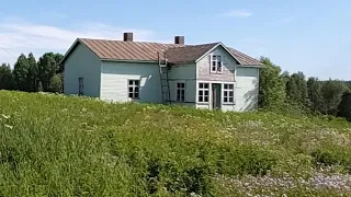 Urbex 1850 rakennettu autiotalo hienossa  alkuperäiskunnossa.