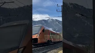 Treno Gottardo bei Arth-Goldau südwärts