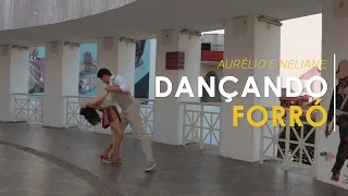 Aurélio e Neiliane Dançando Forró