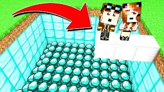 NON TUFFARTI nella PISCINA DI DIAMANTE su MINECRAFT!