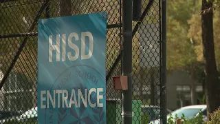 HISD teachers have complaints just two days into new school year