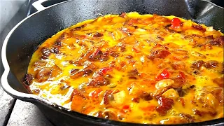 Woodcutter's OMELETTE recipe : A meal for long working days in the forest! 🍳🥓🥔#omeletterecipe