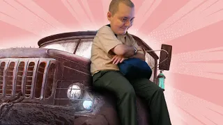 La plimbare cu tractorul în curtea din spate cu o parte din familie