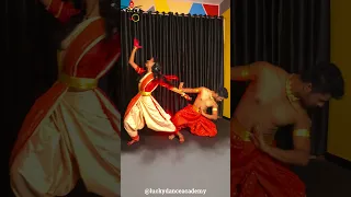 Madhukaitava Vidhwangsi 🥰 / Rupang Dehi / মা আসছে / #luckydanceacademy #shorts #durga #dance