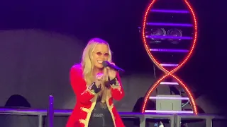 Anastacia - Left Outside Alone Live @ Lingen 17.11.2018