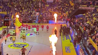 Fenerbahçe Olympiakos Fred'in Alkışlanması, Oyuncu Anonsları ve İlk Hücumlar