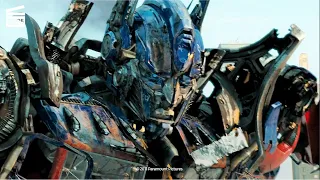 Transformers: Dark of the Moon: Optimus Prime vs. Sentinel Prime vs. Megatron (HD CLIP)