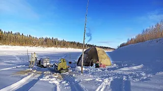 ЭТО ЖЕСТЬ! НОЧЬ В ПАЛАТКЕ в -37! ЭКСПЕДИЦИЯ НА ПЕЧОРУ. УЕХАЛИ ЗА 1000КМ. СТАВИМ ЖЕРЛИЦЫ. Часть 1.