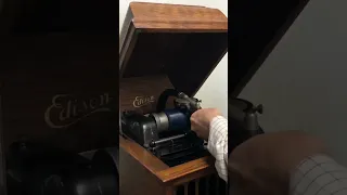 Original Edison Phonograph￼