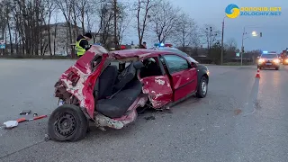 У Золочеві сталася ДТП