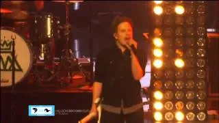 Fall Out Boy - "My Songs Know What You Did In The Dark (Light Em Up)" Live America's Got Talent