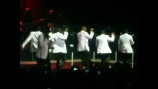 New Edition "You're Not My Kind Of Girl" and "Hit Me Off" Live