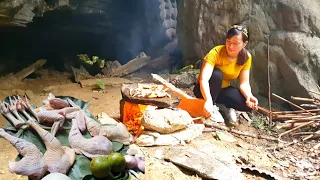 cooking on a rock - Chicken thighs - Eating Delicious In Jungle #31