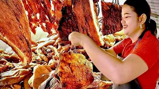 Crazy speed! Amazing roast pork chopping skills | Cambodian Street Food