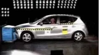 HYUNDAI i30 CRASH TEST