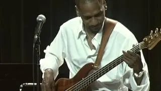 Victor Bailey performs a improvised bass solo-"Bass Lines" clinic at the Berklee 6-7-08