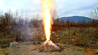 VOLCANO ERUPTION! (SPARKLERS) - Amazing Volcano Eruption Experiment