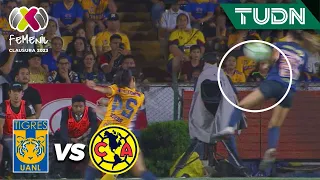 ¡Pedían penalti! Parecía mano de Rodríguez | Tigres 0-0 América | CL2023 Femenil - Semis | TUDN