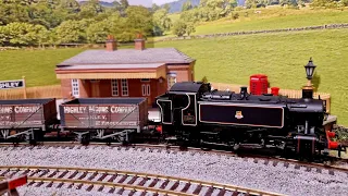 Rapido 1501 hauling Highley wagons by Bachmann through Highley Station.