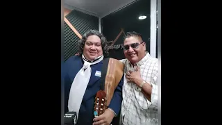 Los Manseros Santiagueños de Leocadio Torres cantan Santiago no tiene riendas pero sujeta.