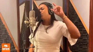 Elaine Martins - Em Estúdio Para Gravar Novo Single de Dia Das Mães (#MKnãoPARA)