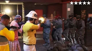 GTA 5 - Michael, Franklin and Trevor FIVE STAR COP BATTLE in TEQUI-LA-LA! (Epic Escape)