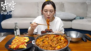 Real mukbang:) Korean Spicy Chicken Feet Stew& giant rolled omelette (ft. Soju)☆ Dessert is tomato
