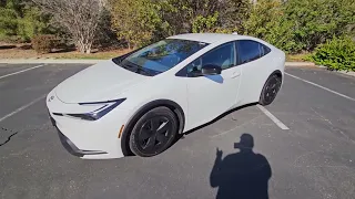 2024 Toyota Prius LE Walkaround Review POV from ACTUAL OWNER 1mo/1,000mi Gen5 Prius