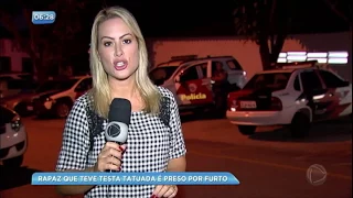 Jovem que teve a testa tatuada é preso por furtar desodorantes