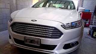 Cómo cambiar luces delanteras del Ford Mondeo