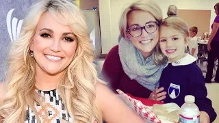 10 Celebs Who Had Kids at Young Age || Pastimers