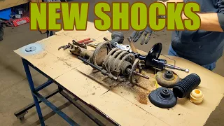 Replacing Shock Absorber/Strut/Top bearing Volvo S60/V70/S80/XC70/XC90